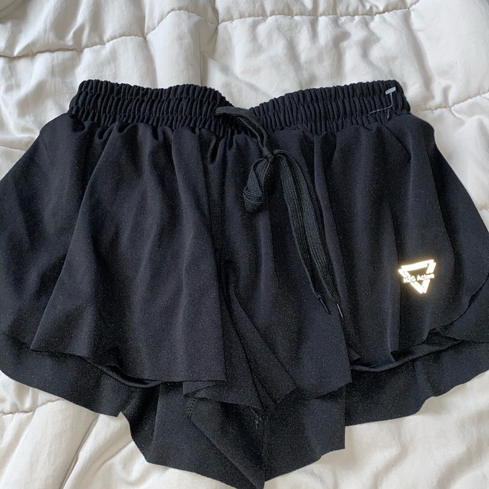 Flowy shorts!